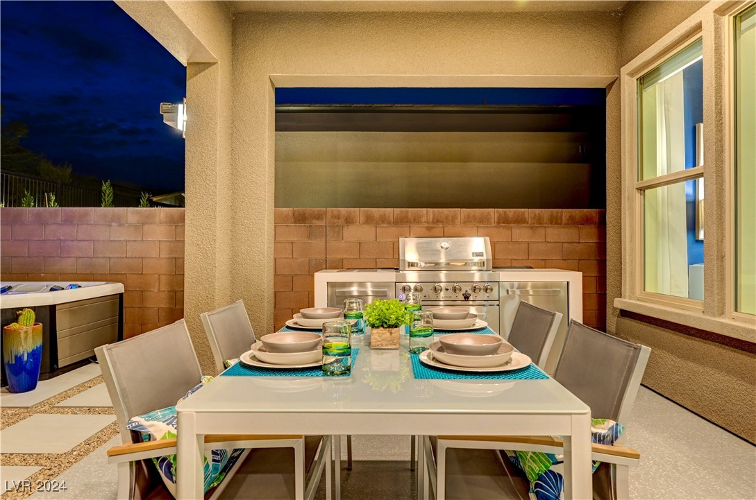 6703 Titanium Crest Street