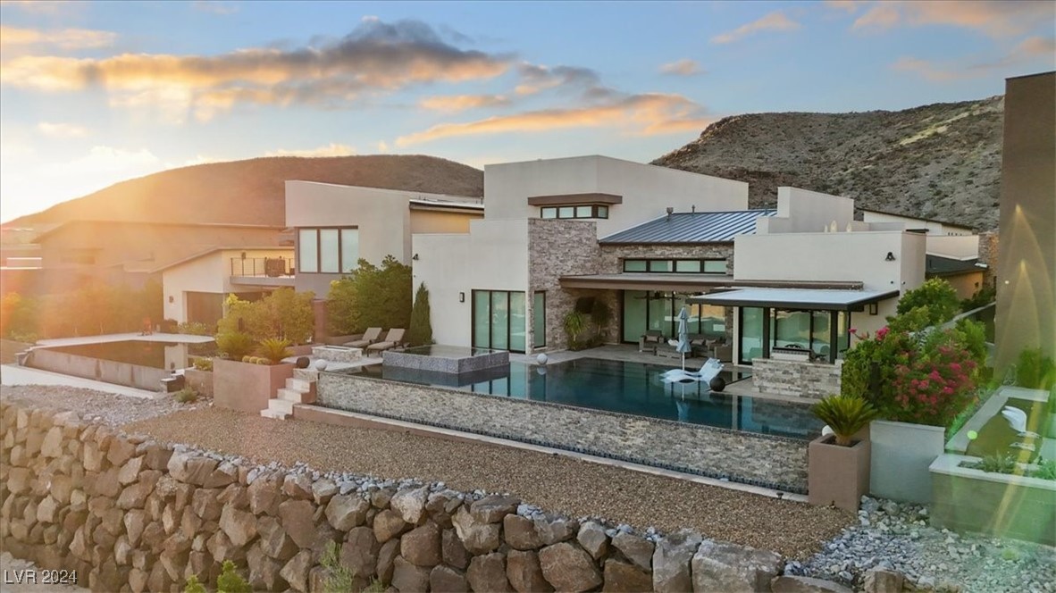 2224 Ledge Rock Lane