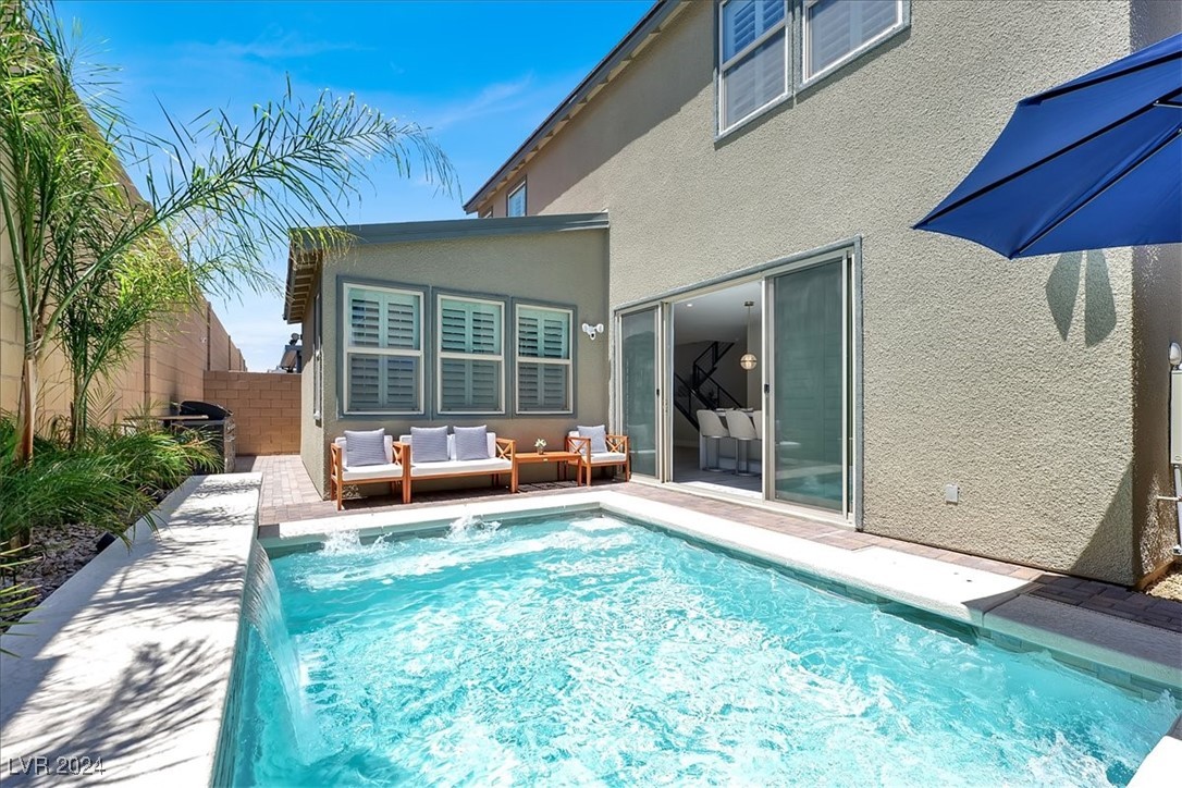 3219 Fountaintree Avenue