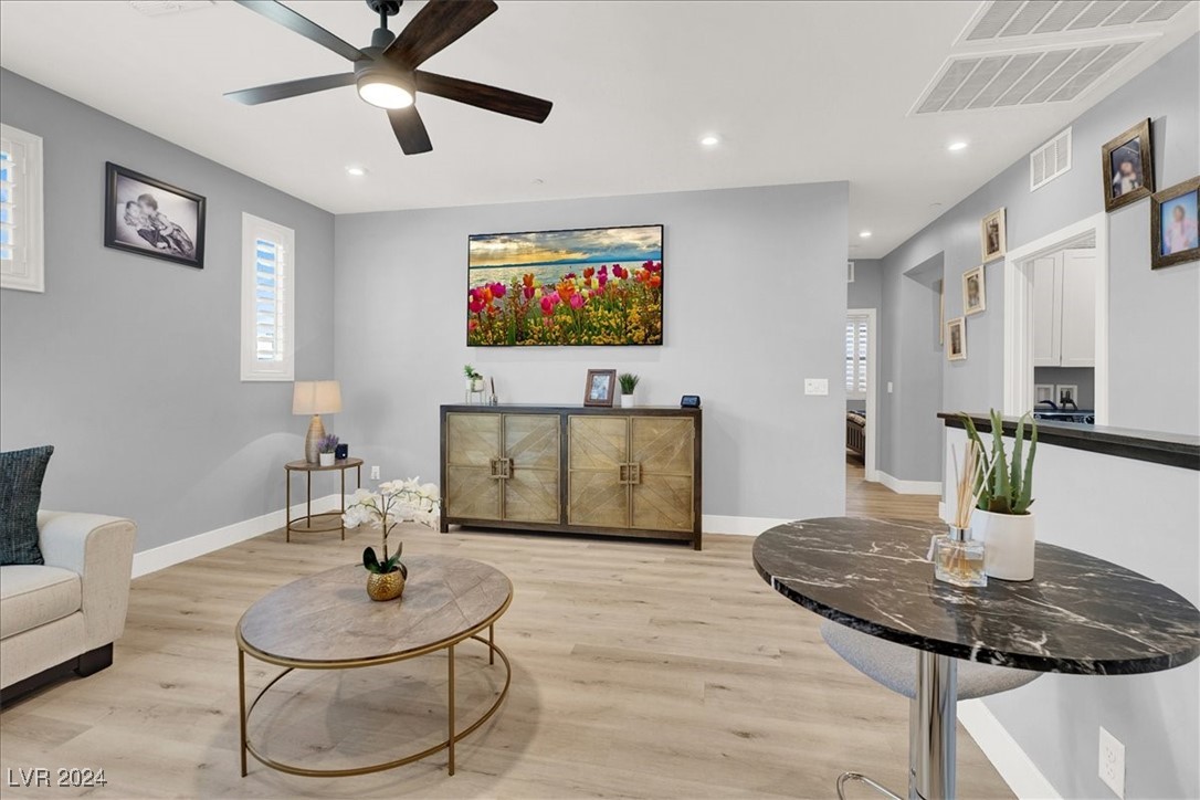 3219 Fountaintree Avenue