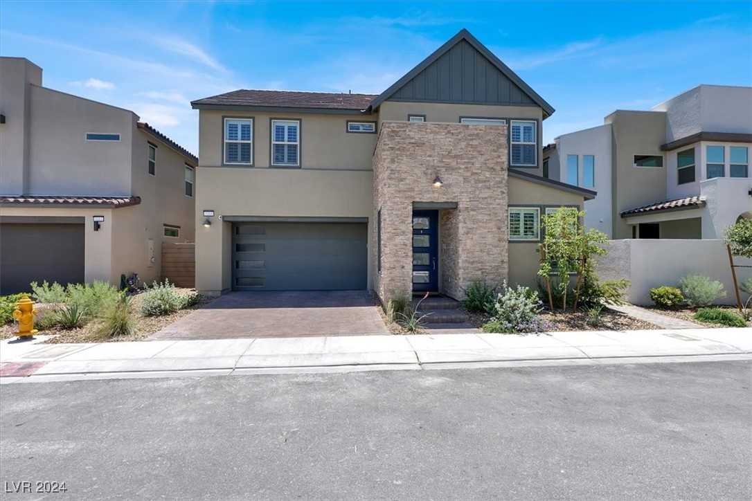 3219 Fountaintree Avenue