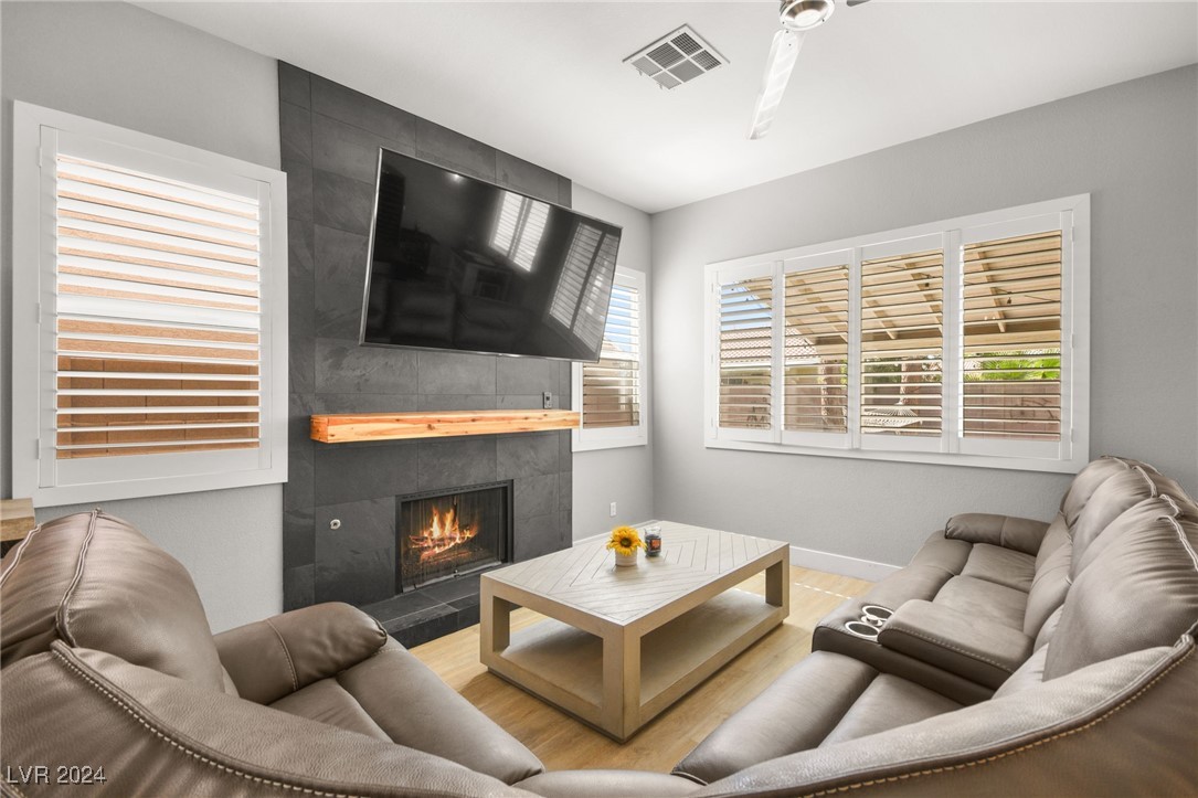 8871 Aurora Light Way