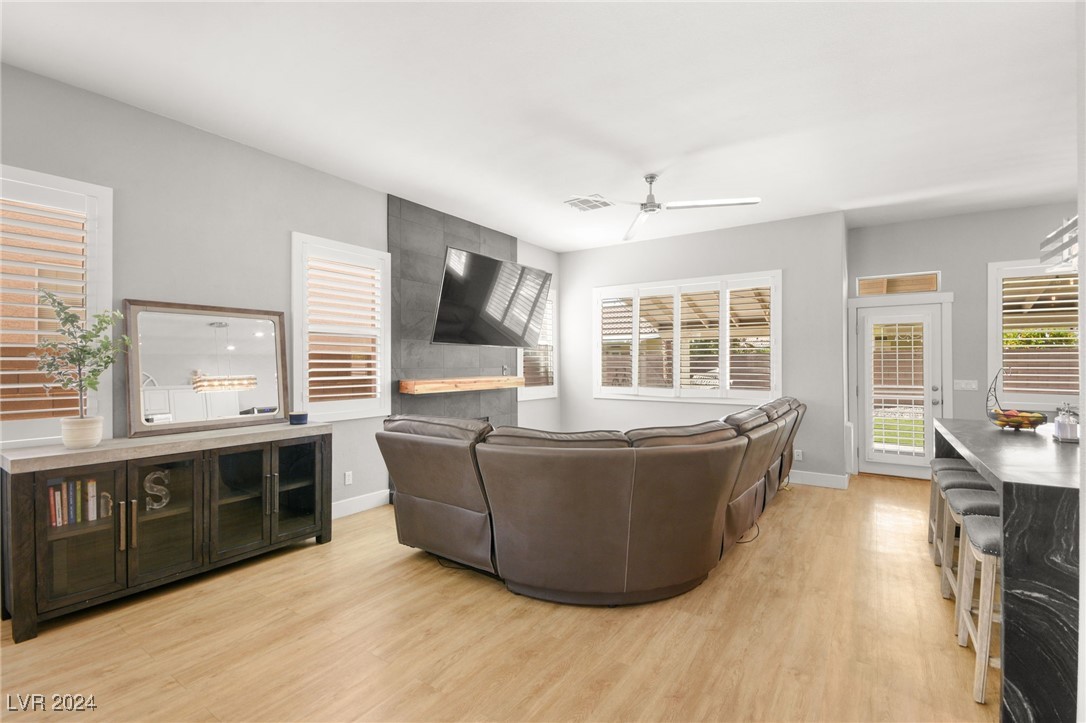 8871 Aurora Light Way