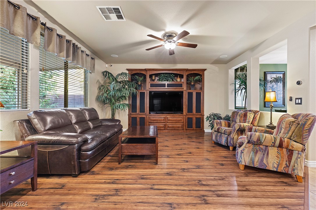 4408 Desert Park Avenue