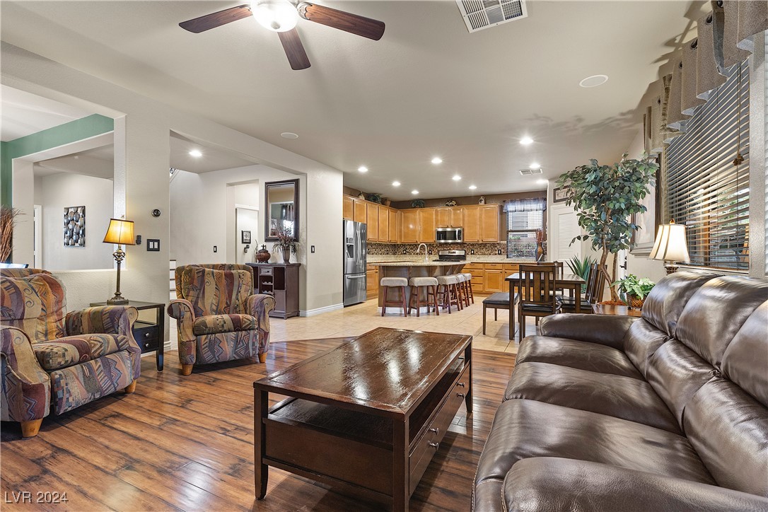 4408 Desert Park Avenue