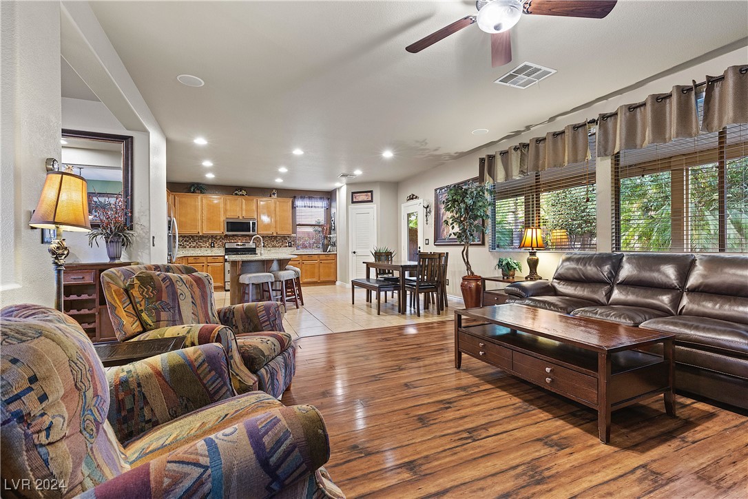 4408 Desert Park Avenue