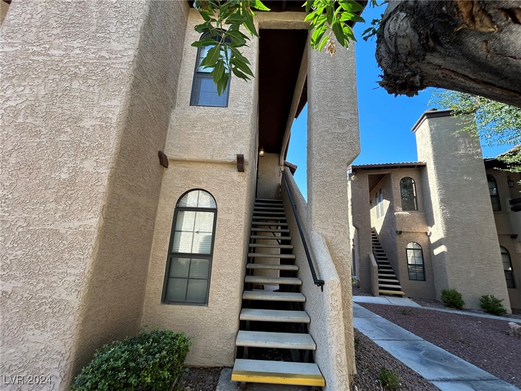 4054 Delos Drive 202