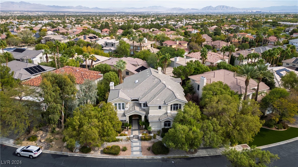 2000 Winter Wind Street