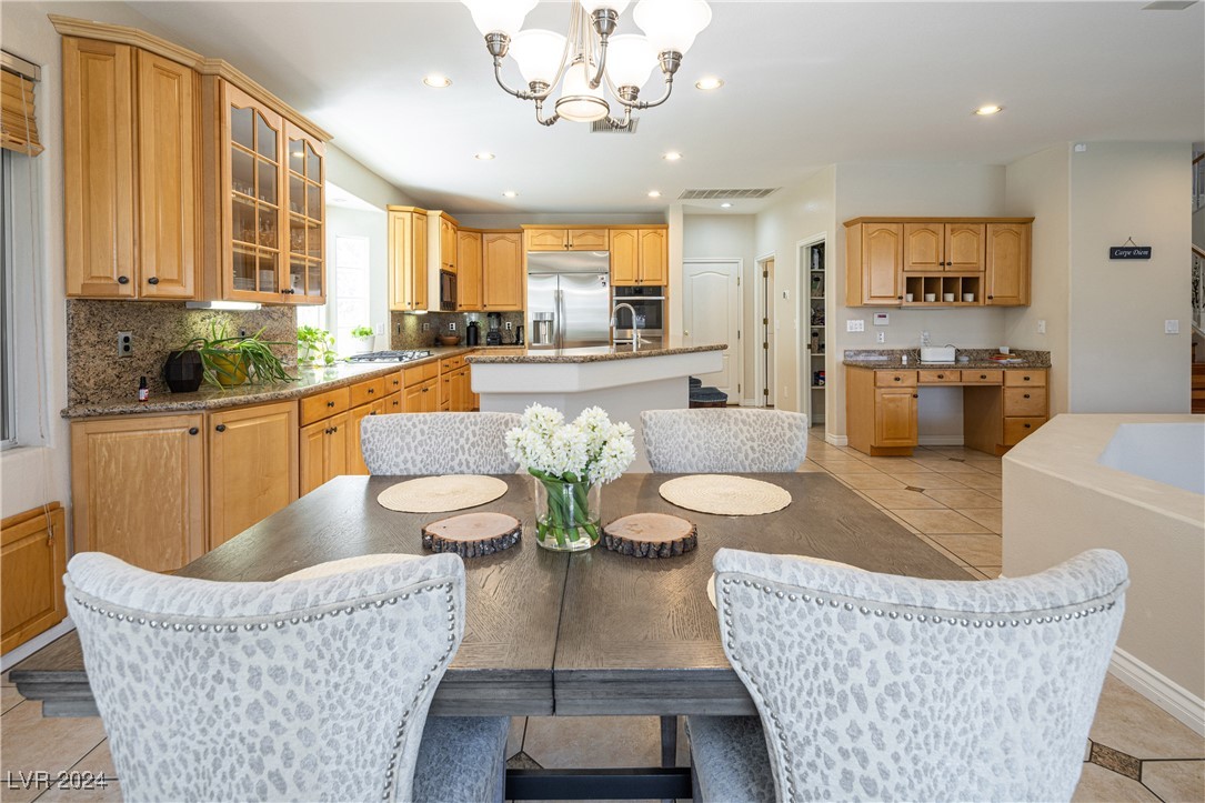 2000 Winter Wind Street