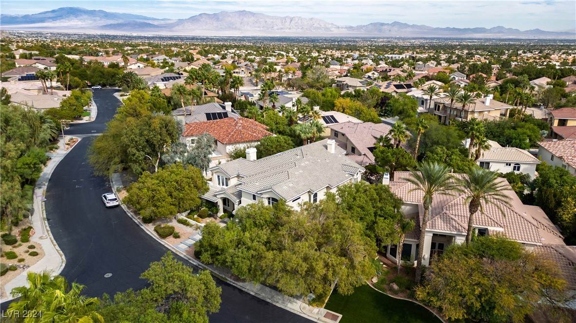 2000 Winter Wind Street