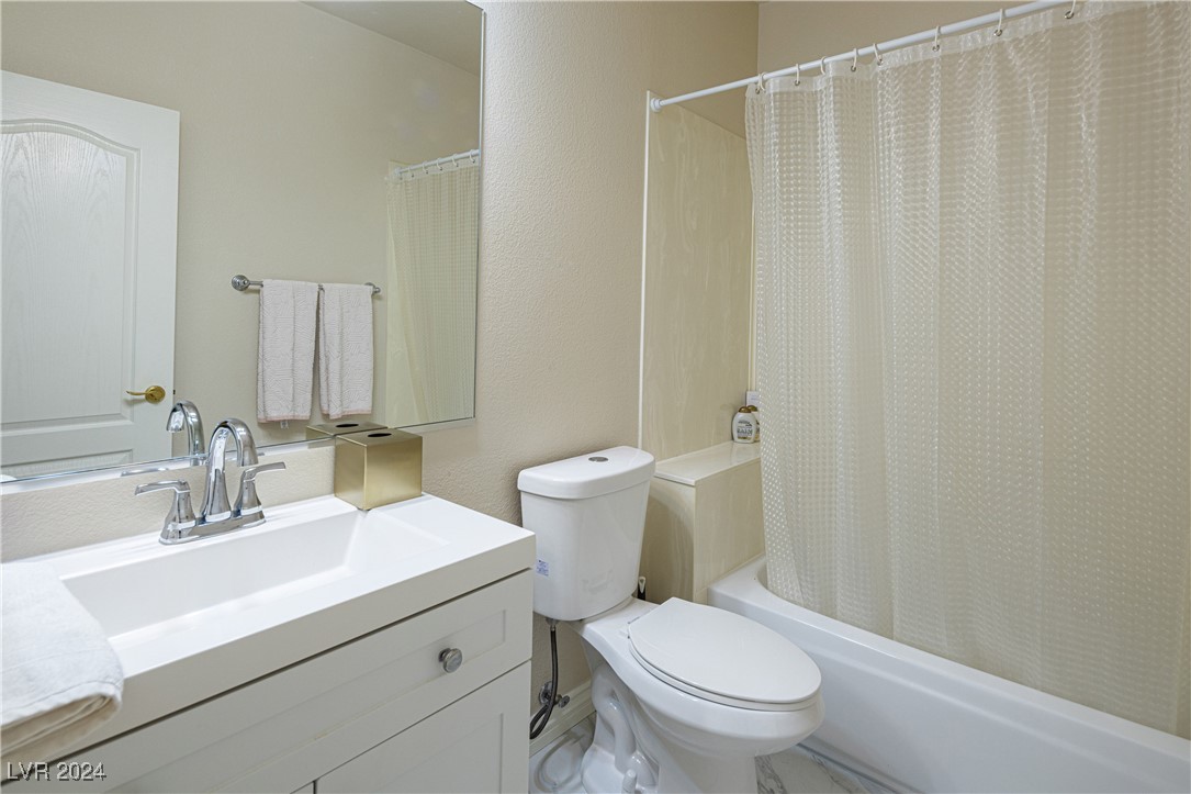 2000 Winter Wind Street