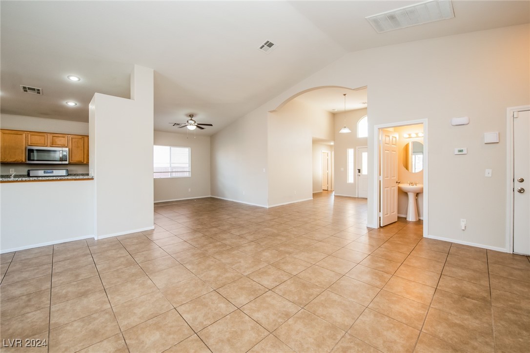 1022 Pueblo Hills Avenue
