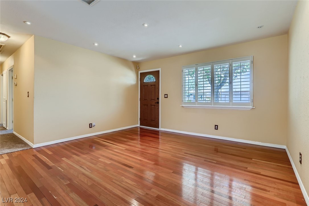412 Scenic Drive