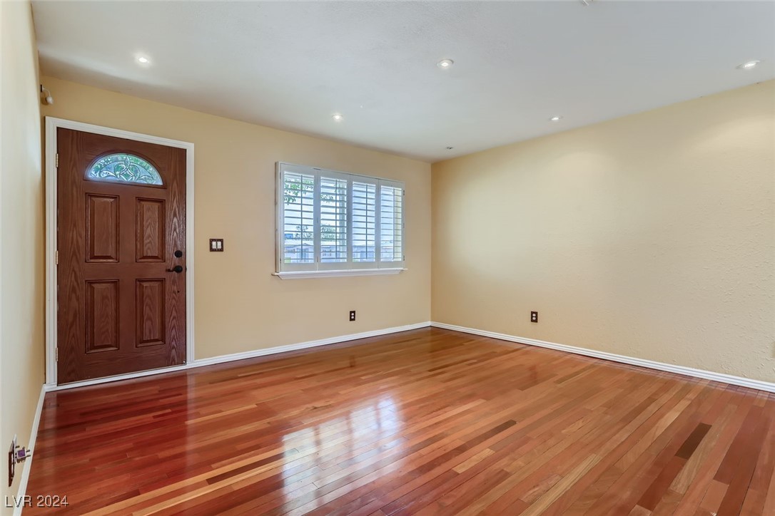 412 Scenic Drive