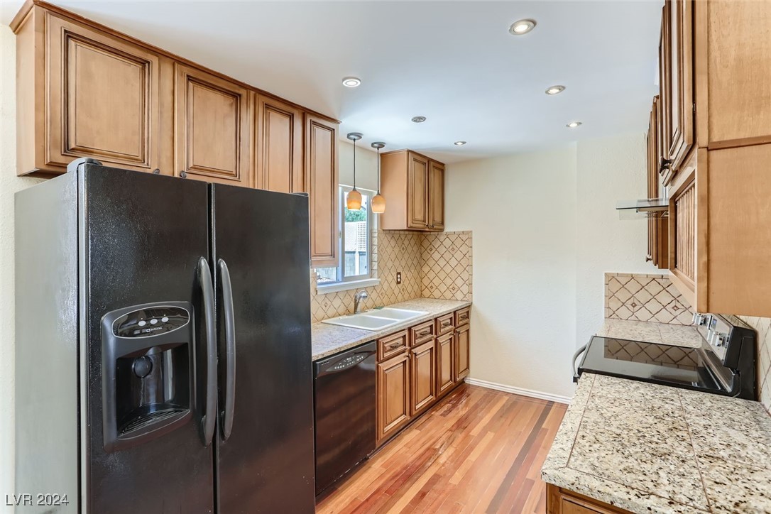 412 Scenic Drive
