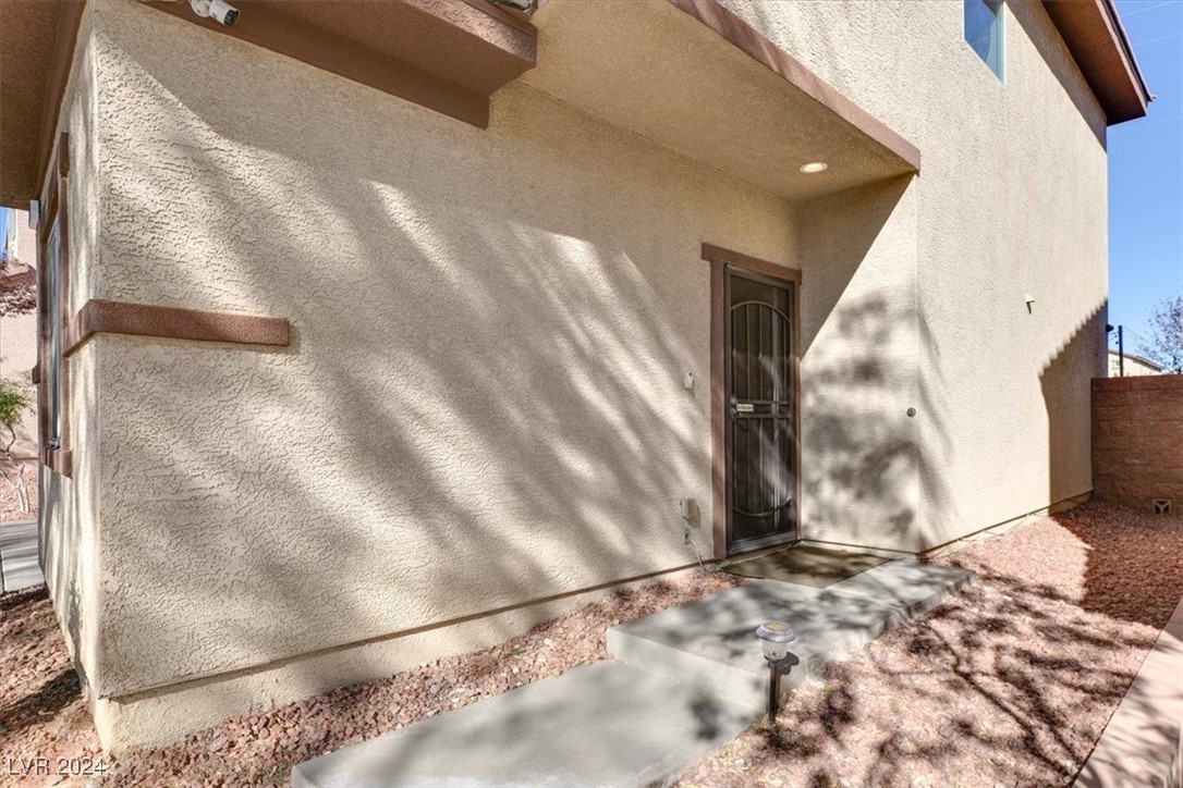 10610 Axis Mountain Court