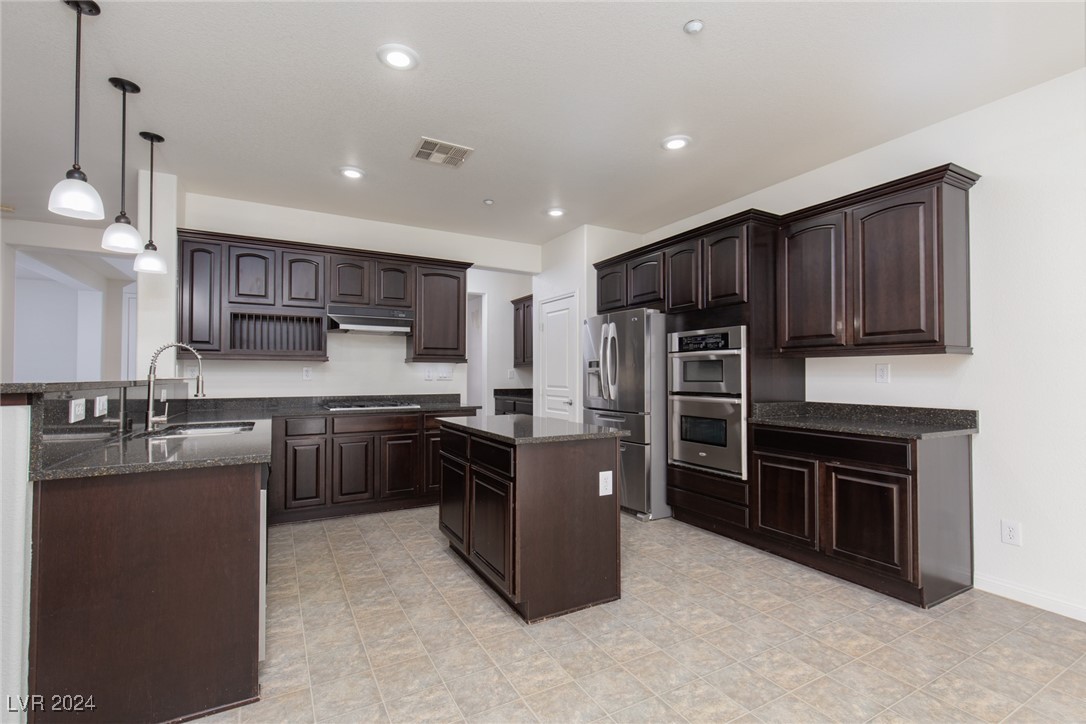 3217 IRIS FIELDS Avenue n/a