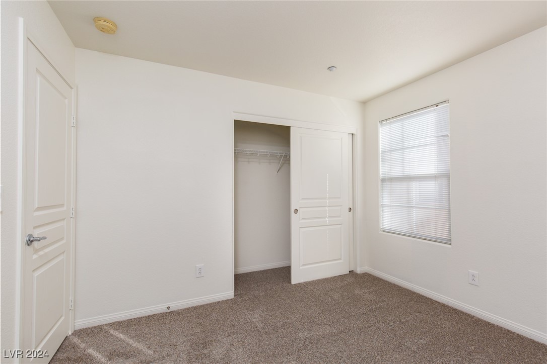 3217 IRIS FIELDS Avenue n/a