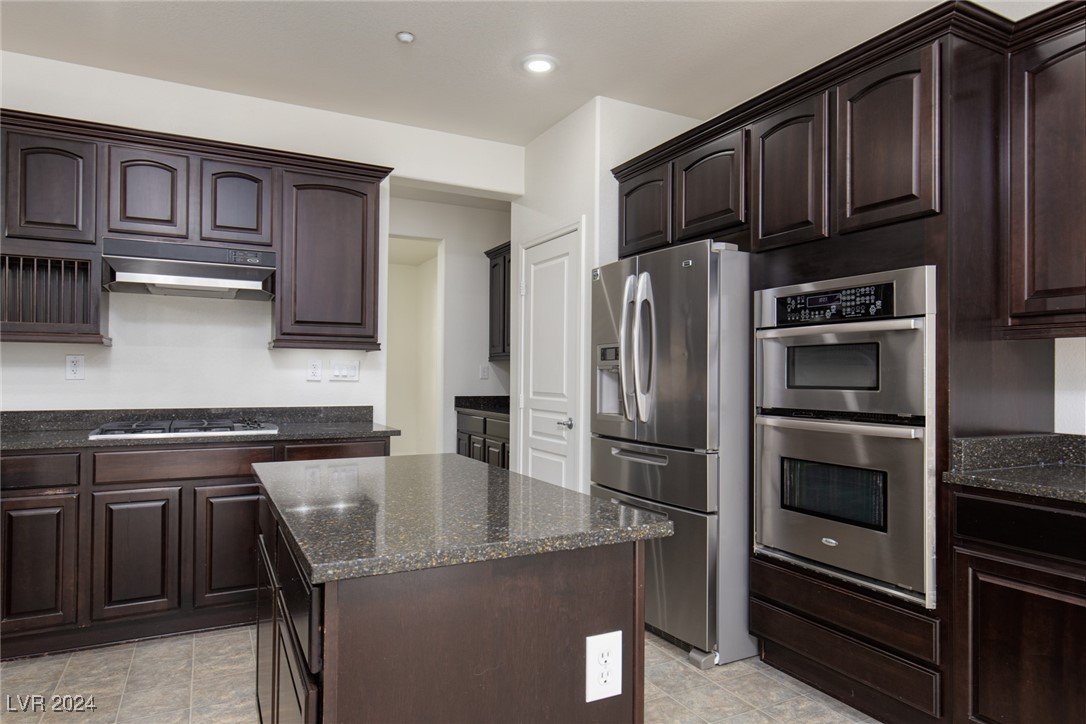 3217 IRIS FIELDS Avenue n/a