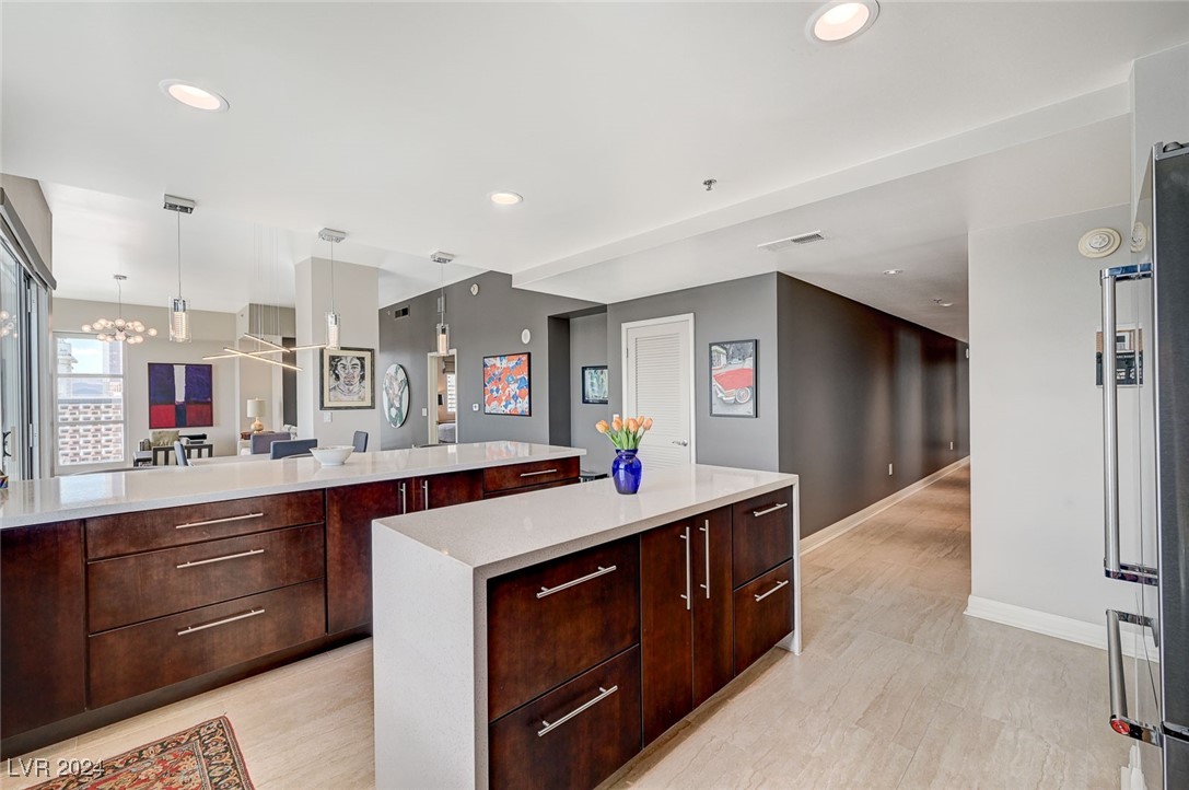 150 Las Vegas Boulevard 1607