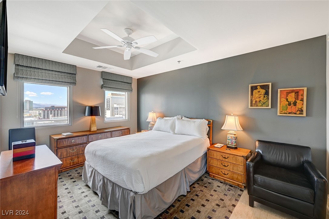 150 Las Vegas Boulevard 1607
