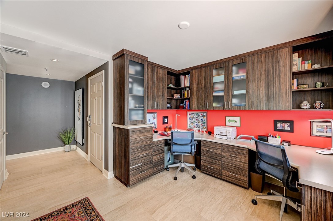 150 Las Vegas Boulevard 1607