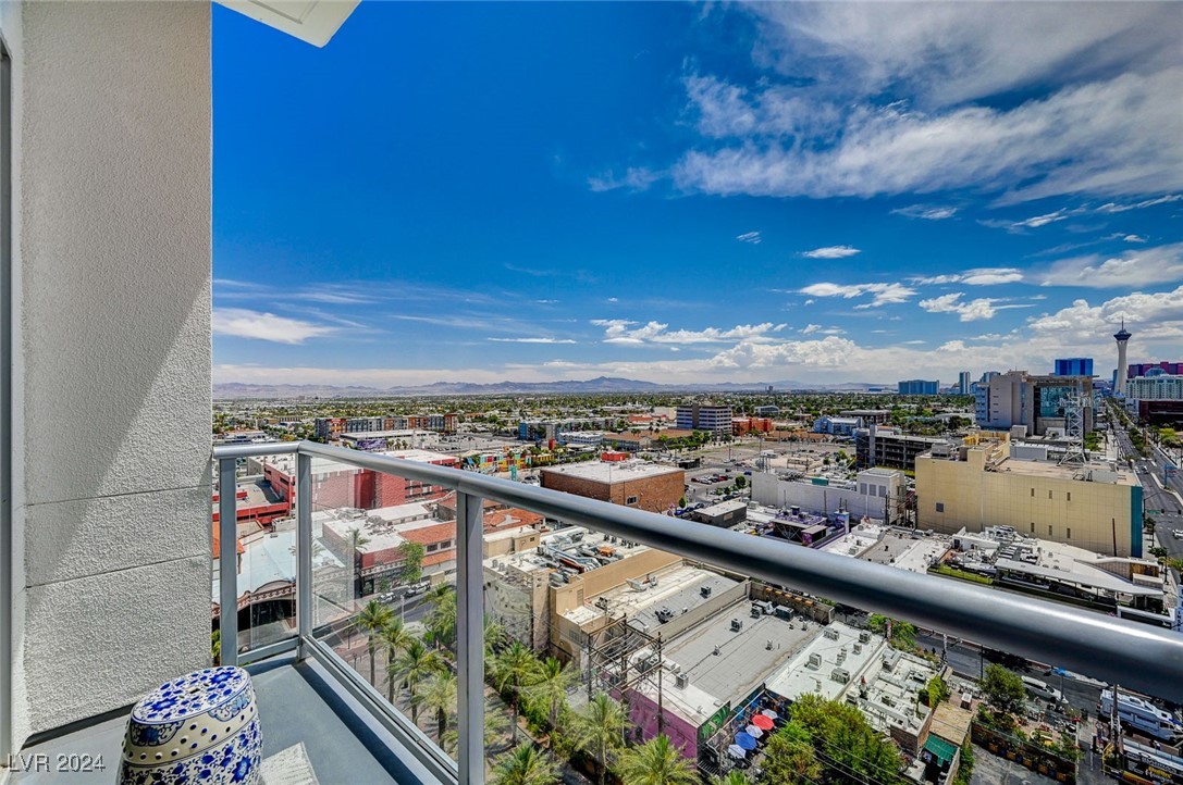 150 Las Vegas Boulevard 1607