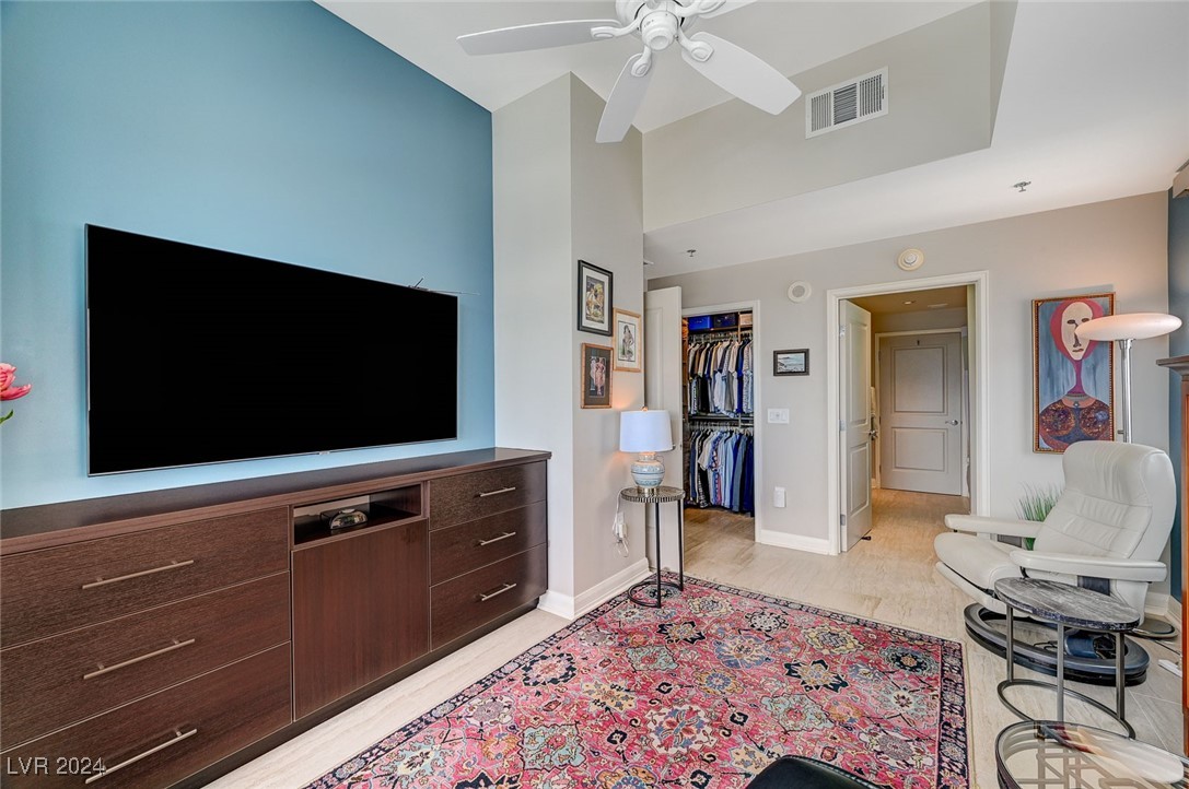150 Las Vegas Boulevard 1607
