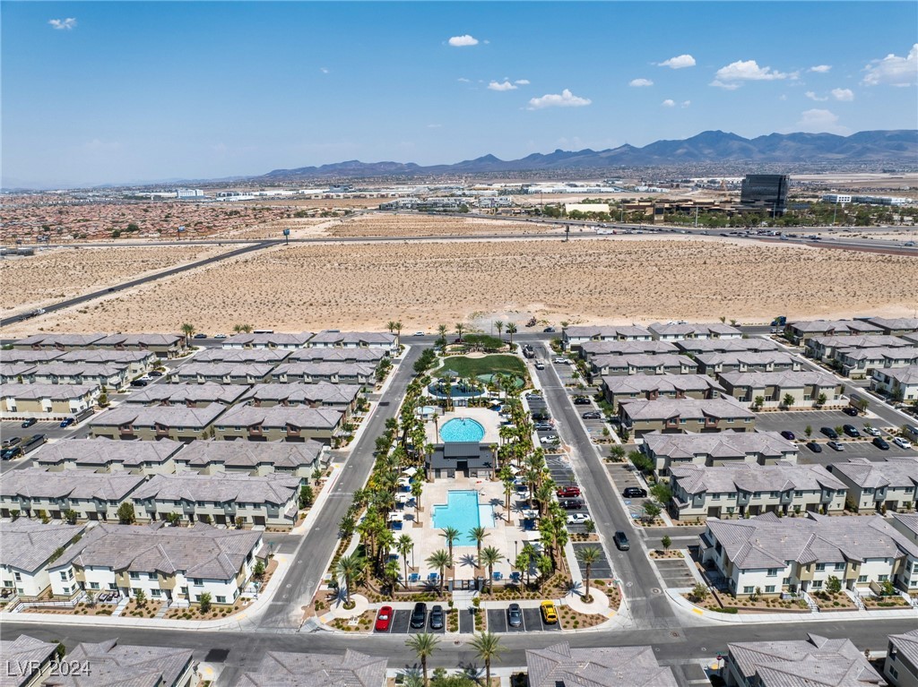 12328 Golden Wreath Road 4