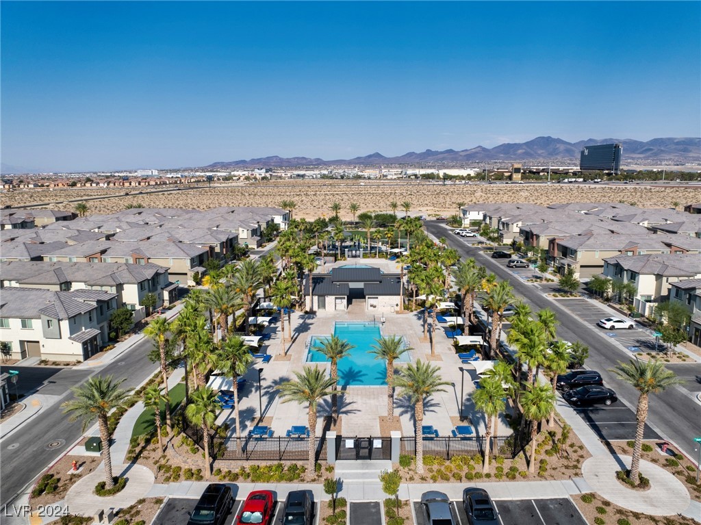 12328 Golden Wreath Road 4