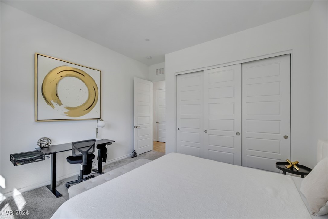 747 Armstrong Hills Street