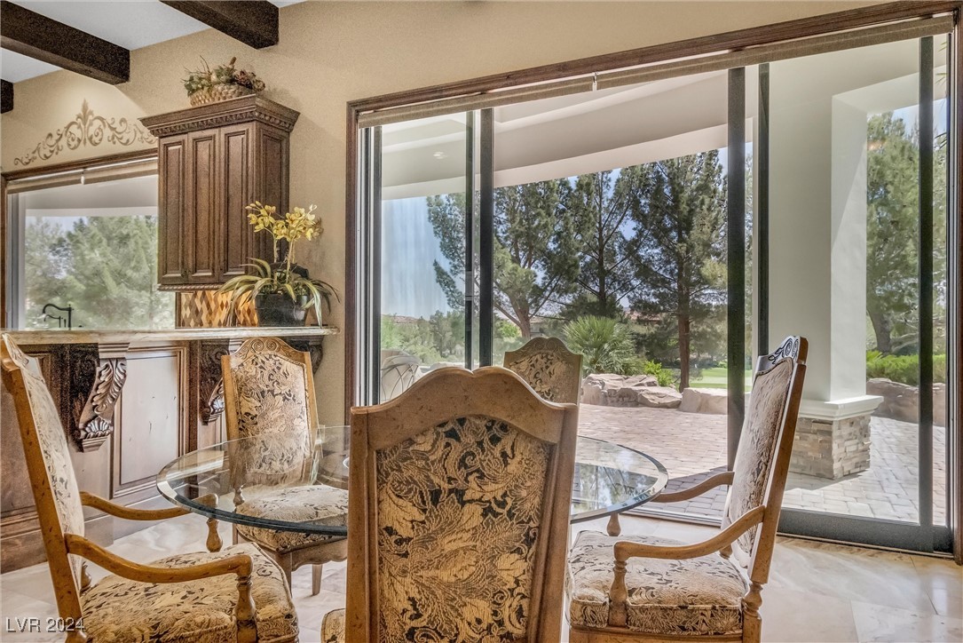 22 Augusta Canyon Way