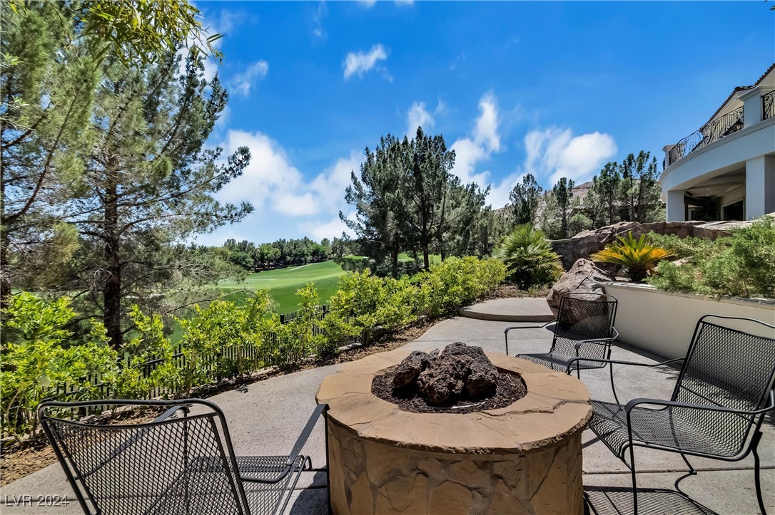 22 Augusta Canyon Way