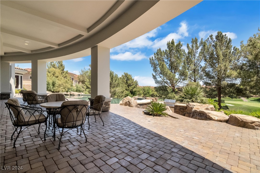 22 Augusta Canyon Way