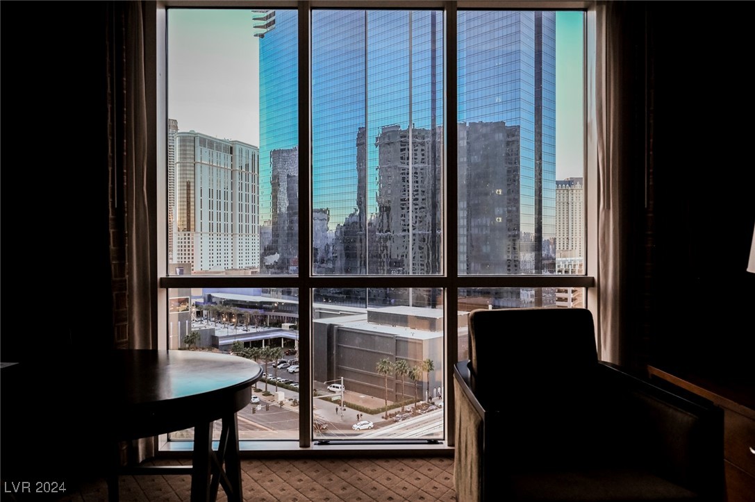 125 East HARMON Avenue 1403