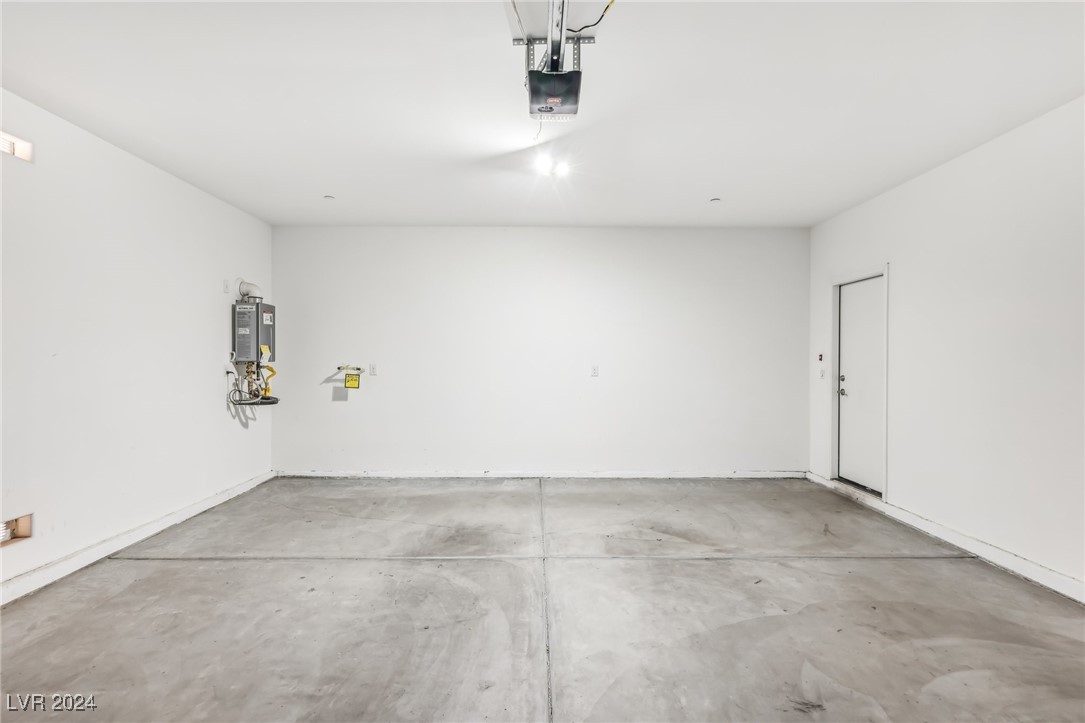 845 Via Del Castello