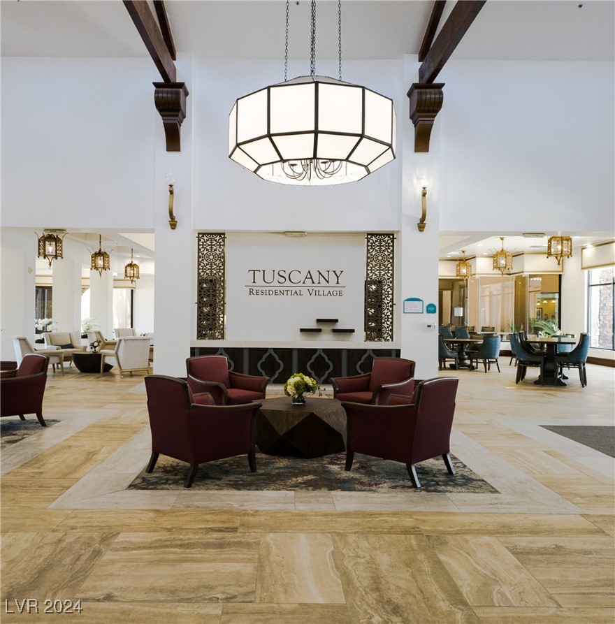 845 Via Del Castello