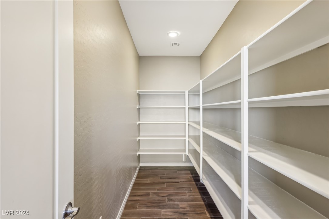 845 Via Del Castello