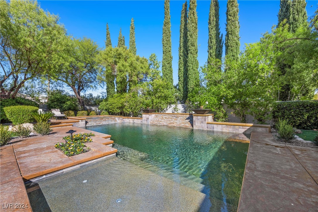 304 Royal Aberdeen Way