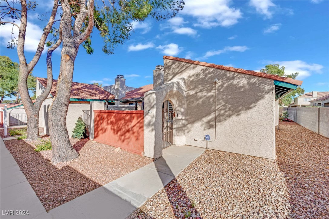 724 Heritage Vista Avenue