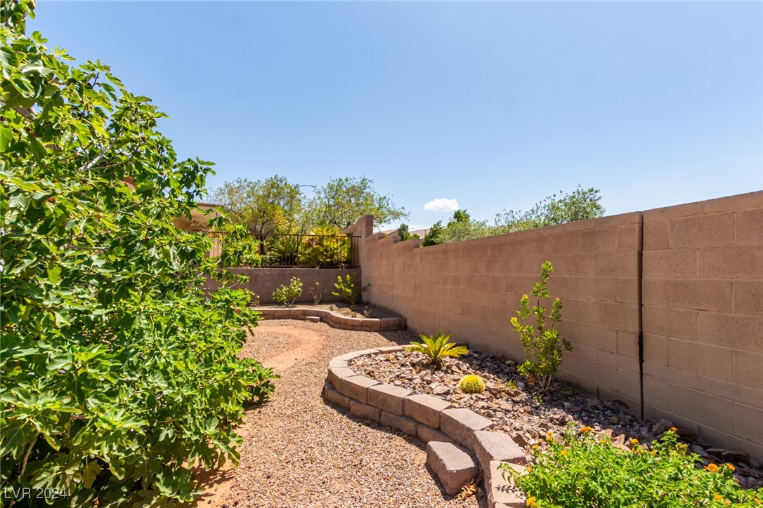 2133 Bliss Corner Street