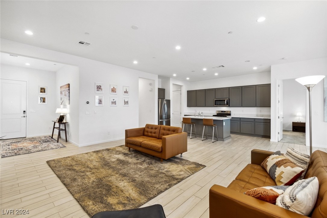 8950 Skye Canyon Ranch Street