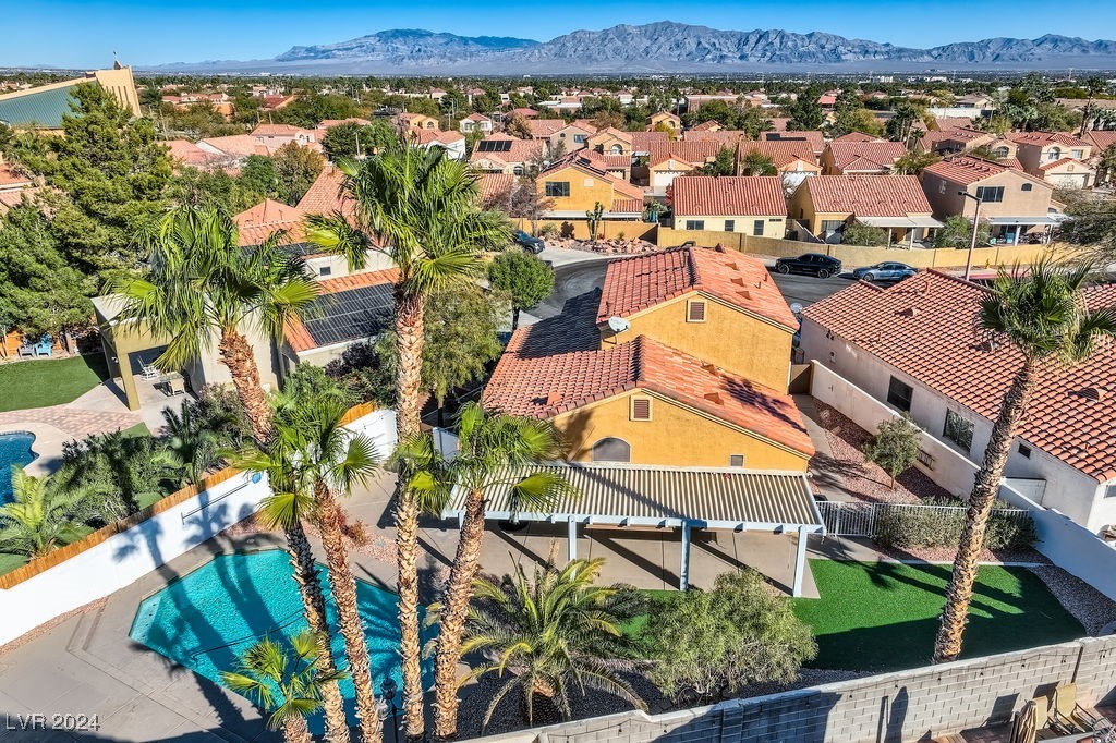 1704 Pinion Mesa Court