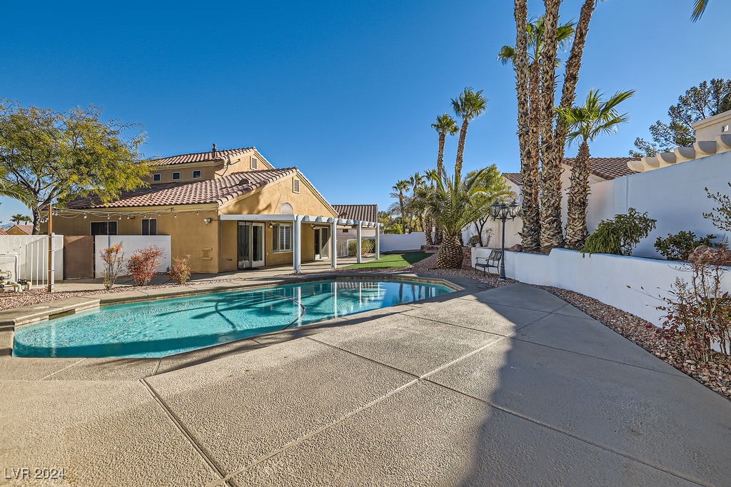 1704 Pinion Mesa Court