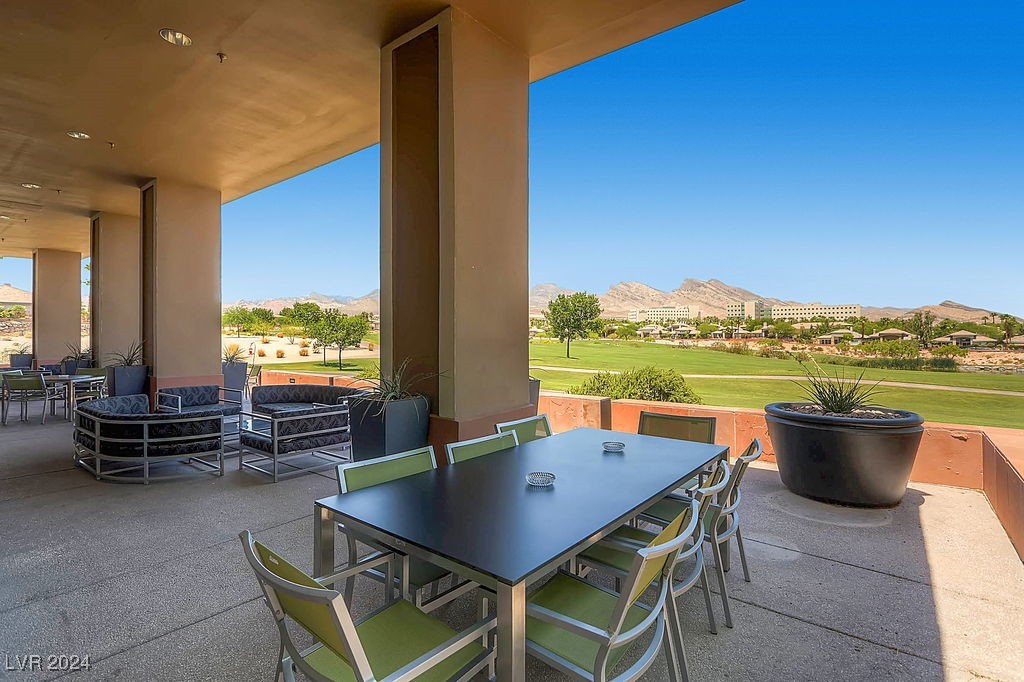 1704 Pinion Mesa Court