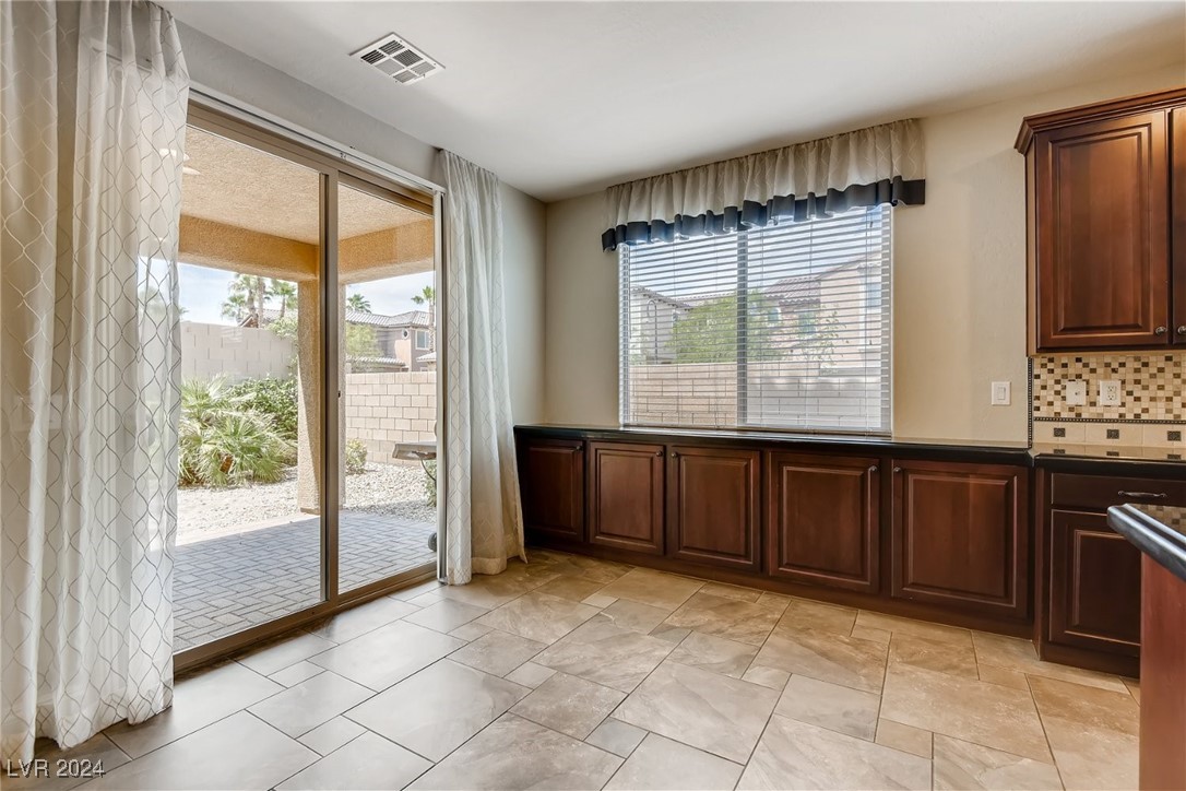 223 HONORS COURSE Drive 0