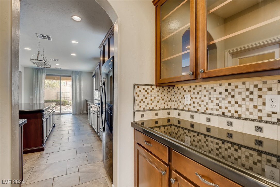 223 HONORS COURSE Drive 0