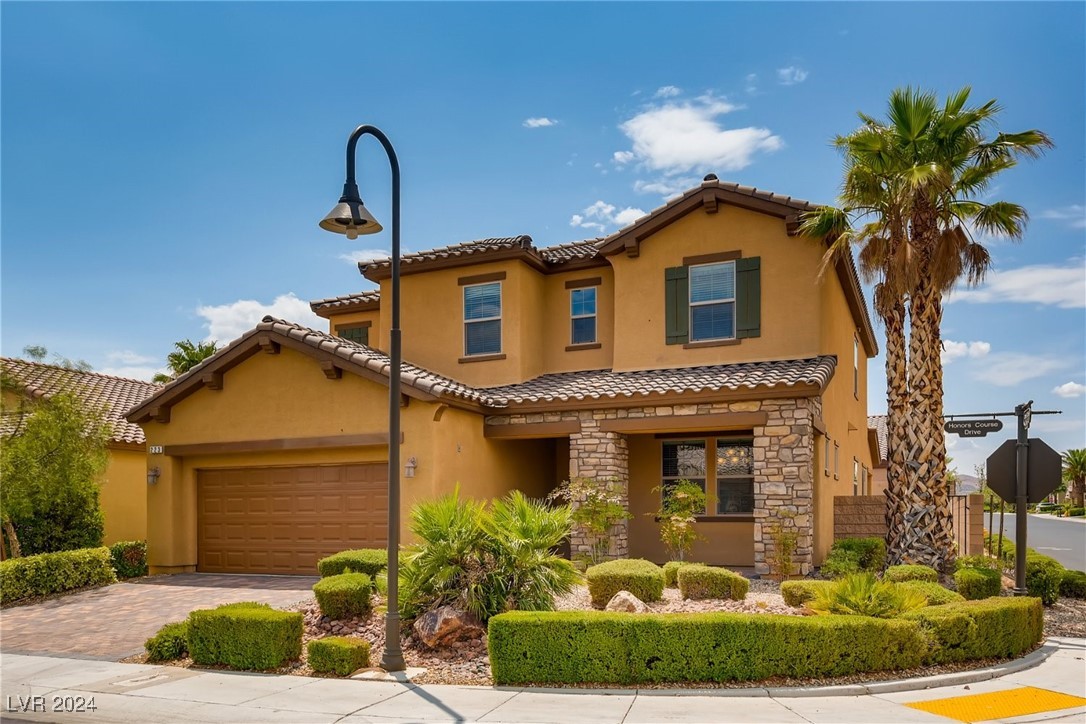 223 HONORS COURSE Drive 0