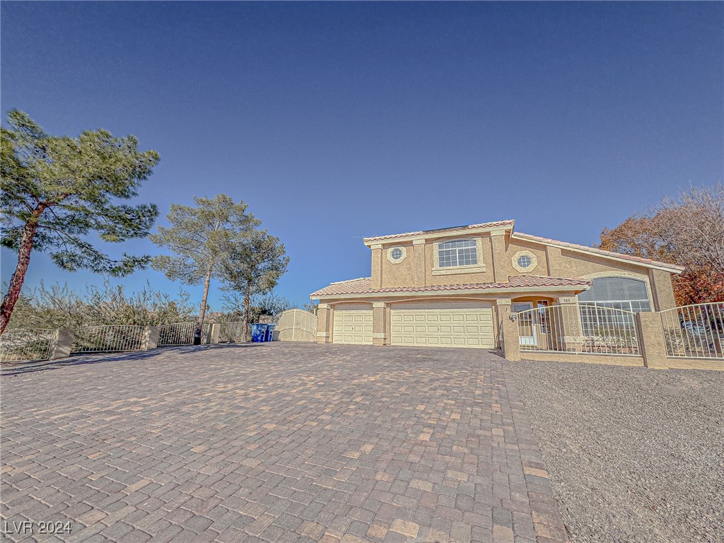 380 East Maulding Avenue