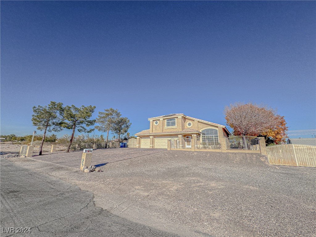 380 East Maulding Avenue